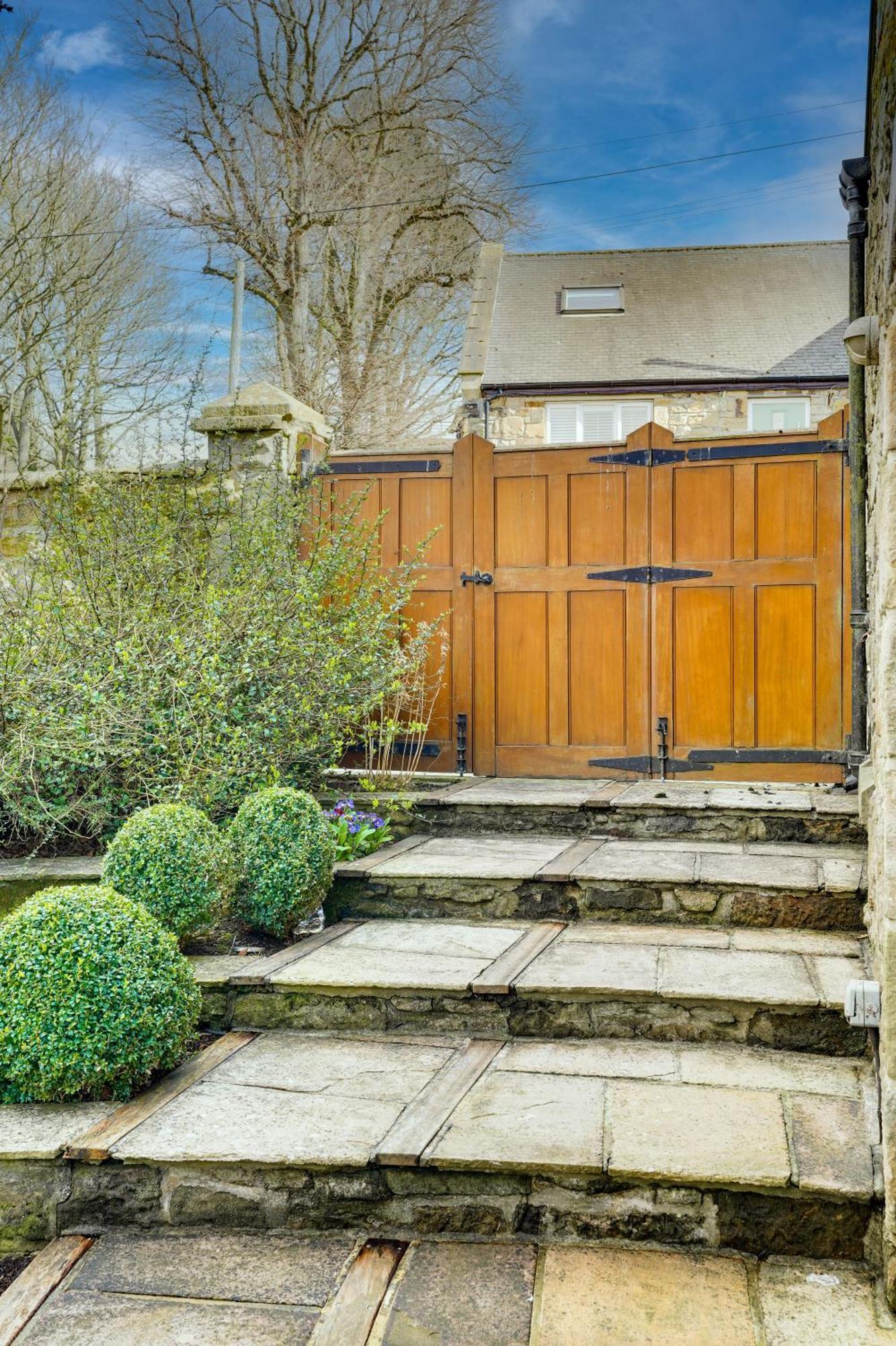 Garden Stable At Hallsteads: Luxury Stone Cottage, With Parking Alnmouth Eksteriør bilde